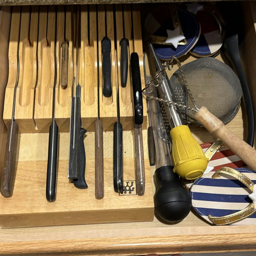 Assorted kitchen utensils and tools - image 5 of 9