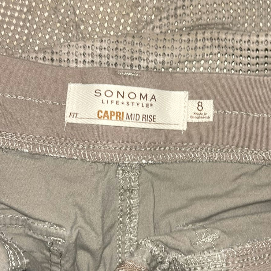 Assorted casual clothing (jeans, shorts, jackets, and shirts) - image 5 of 7