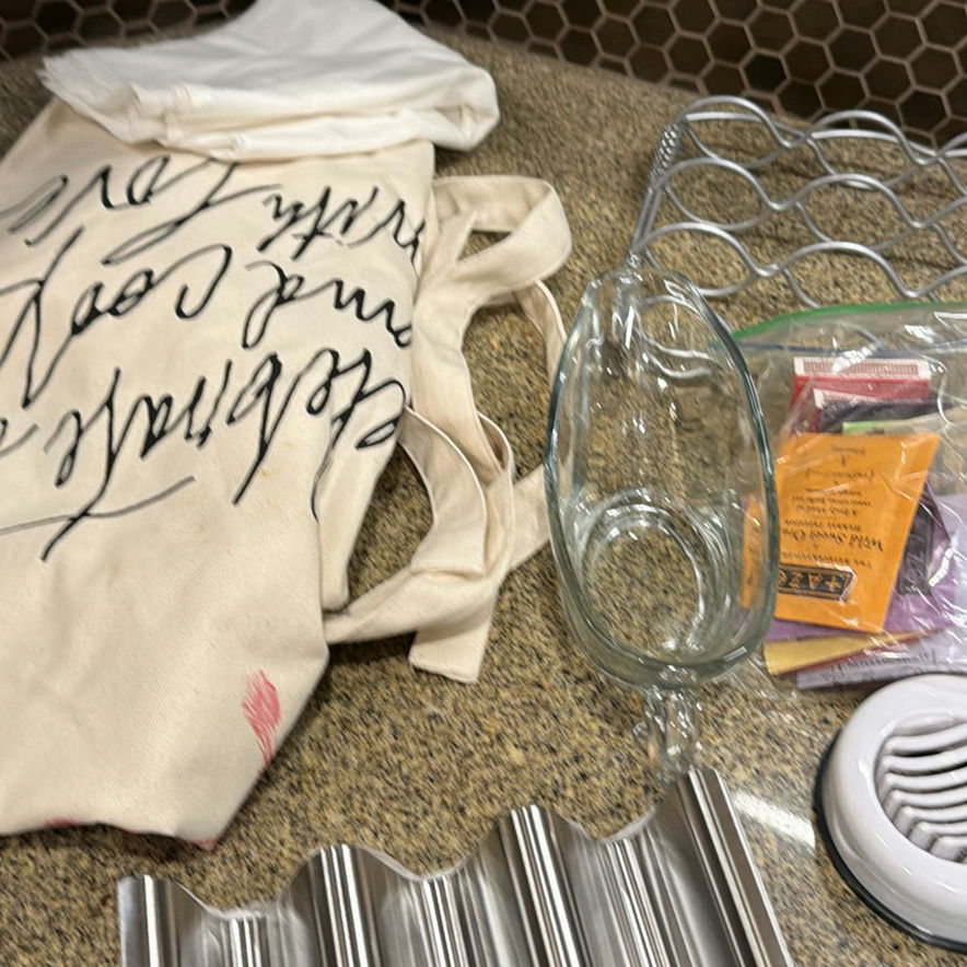 Assorted Kitchen Utensils, Bakeware, and Accessories - image 7 of 11