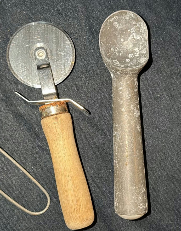 Vintage rusty hand tools - image 5 of 5