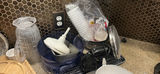 Assorted kitchenware and small appliances - thumbnail 5 of 6