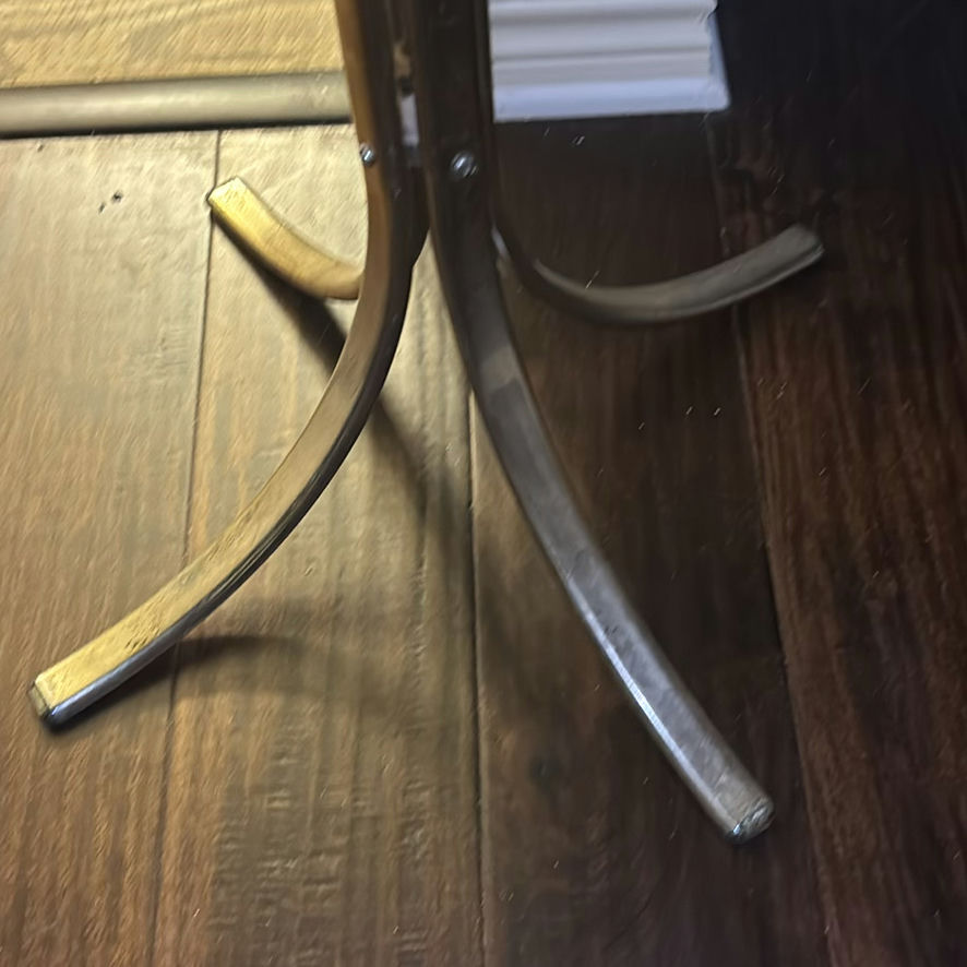 Freestanding curved-arm coat rack - image 3 of 4