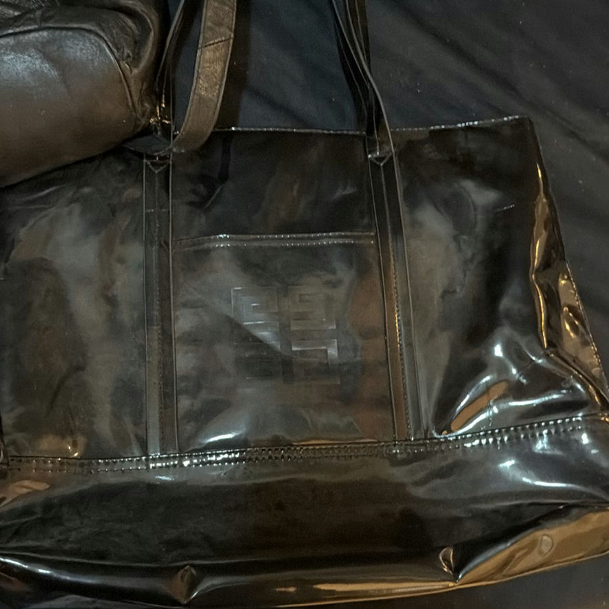 Black leather patchwork handbag and beige sequin square clutch - image 3 of 6