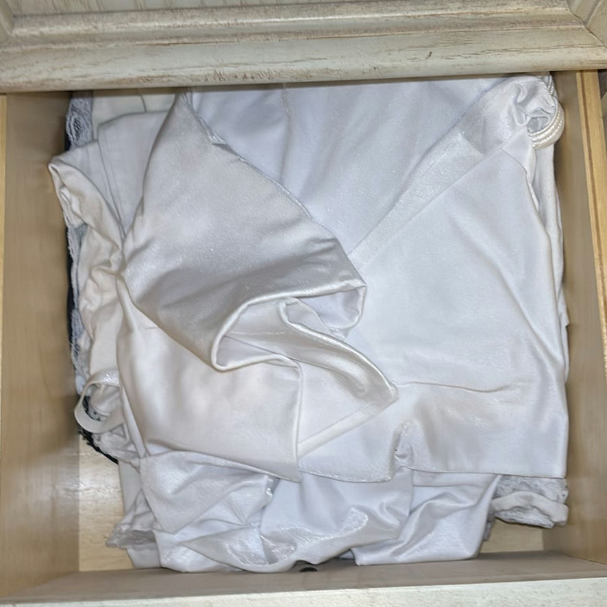 Assorted women's sleepwear and pastel fabrics - image 4 of 8