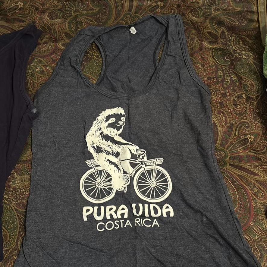 Assorted casual tops and tank tops - image 3 of 9