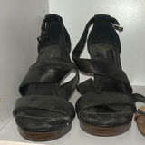 Women's sandals and flip-flops (assorted brands) - thumbnail 1 of 10