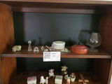 Decorative glass figurines and small keepsakes - thumbnail 1 of 3