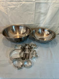 Bread maker with bakeware - thumbnail 3 of 5