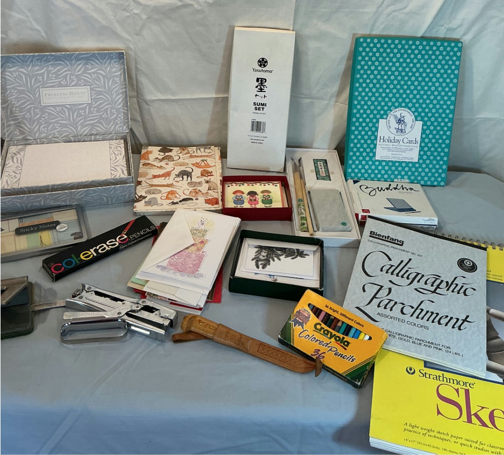 Art and Stationery Supplies - image 1 of 3