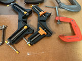 Assorted vintage woodworking clamps and bench vise - thumbnail 4 of 7