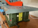 Makita Table Saw with Fence, Guard and Miter Gauge (Model 2708) - thumbnail 4 of 5