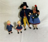 Set of vintage cloth dolls in folk costumes - thumbnail 3 of 4