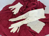 Vintage gloves and handkerchief. - thumbnail 1 of 8