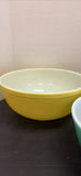 Pyrex Mixing Bowls - thumbnail 4 of 6