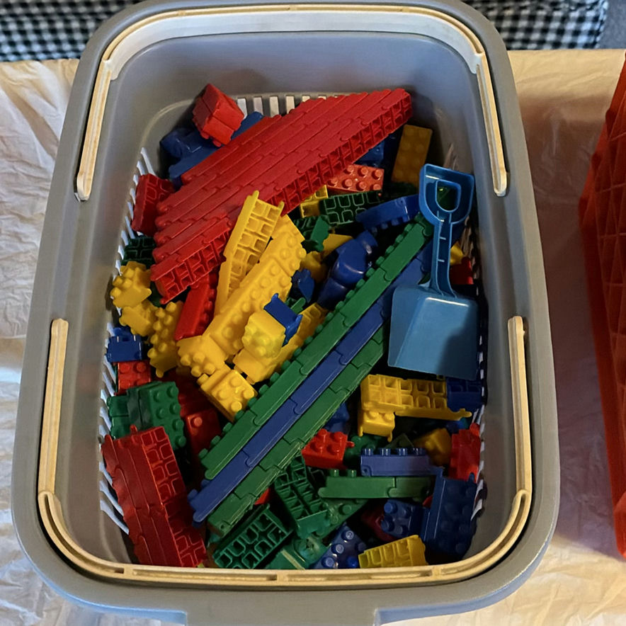Assorted colorful interlocking building bricks - image 4 of 5