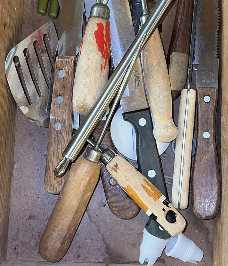 Assorted kitchen knives and utensils - image 2 of 4