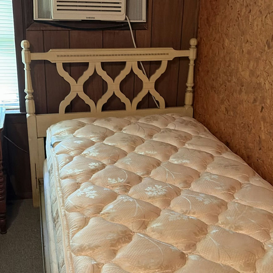 3 Twin mattresses with 2 Decorative Headboards - image 6 of 8