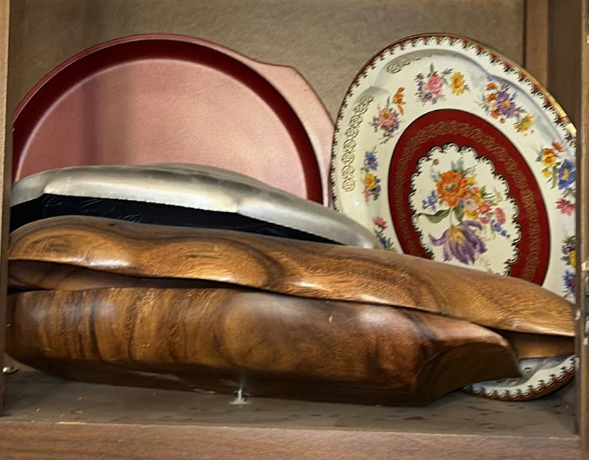 Vintage floral porcelain plates with red center, Daher Decorated Ware plate, and wooden two-compartment serving tray - image 1 of 8