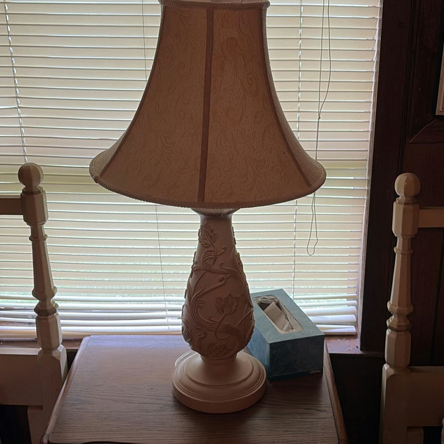 End table with ornate lamp and vintage radio - image 3 of 7