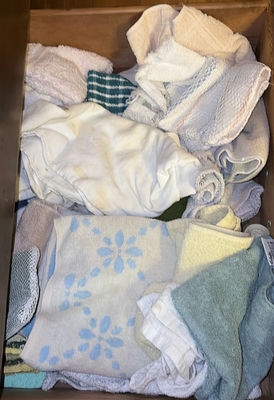 Assorted Towels and Linens in a Drawer - Image 1 of 4