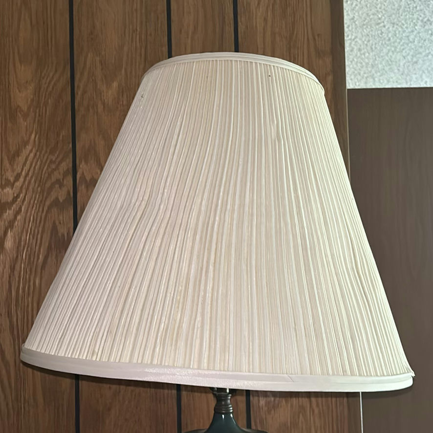 Vintage 12-Inch Oscillating Fan and Ceramic Table Lamp - image 6 of 6