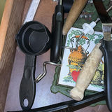 Assorted Kitchen Utensils - thumbnail 2 of 5