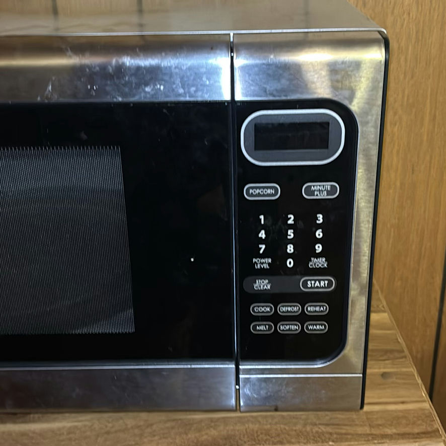 Sharp Carousel microwave oven - image 2 of 4