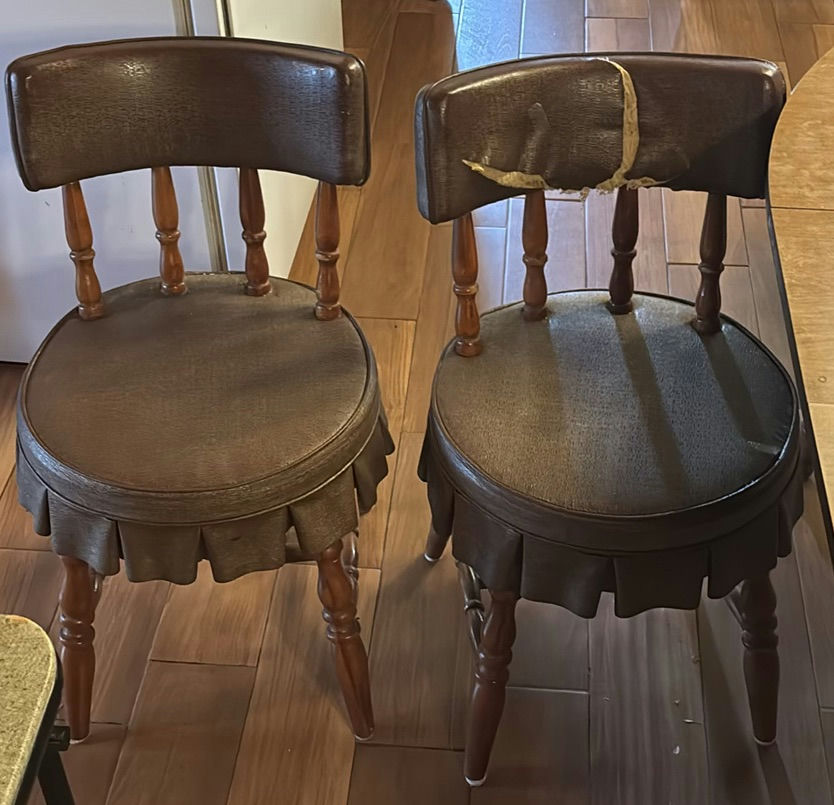 Wooden dining table with chairs - image 4 of 9