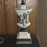 Vintage 12-Inch Oscillating Fan and Ceramic Table Lamp - thumbnail 5 of 6
