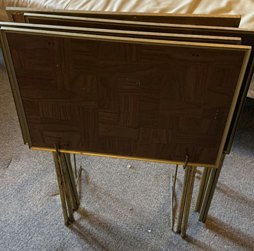 Vintage folding chairs with floral-printed seats and wood-pattern backs - image 6 of 8