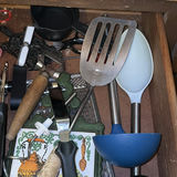 Assorted Kitchen Utensils - thumbnail 4 of 5