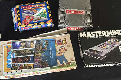 Vintage board games and puzzles collection - Image 1 of 7