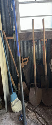 Assorted garden and yard tools - Image 1 of 5
