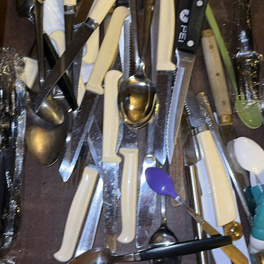 Assorted Kitchen Utensils and Tools - image 3 of 4