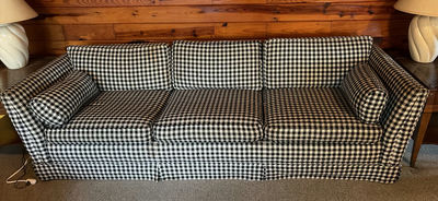 Gingham-patterned sofa with sleeper mattress - Image 1 of 7