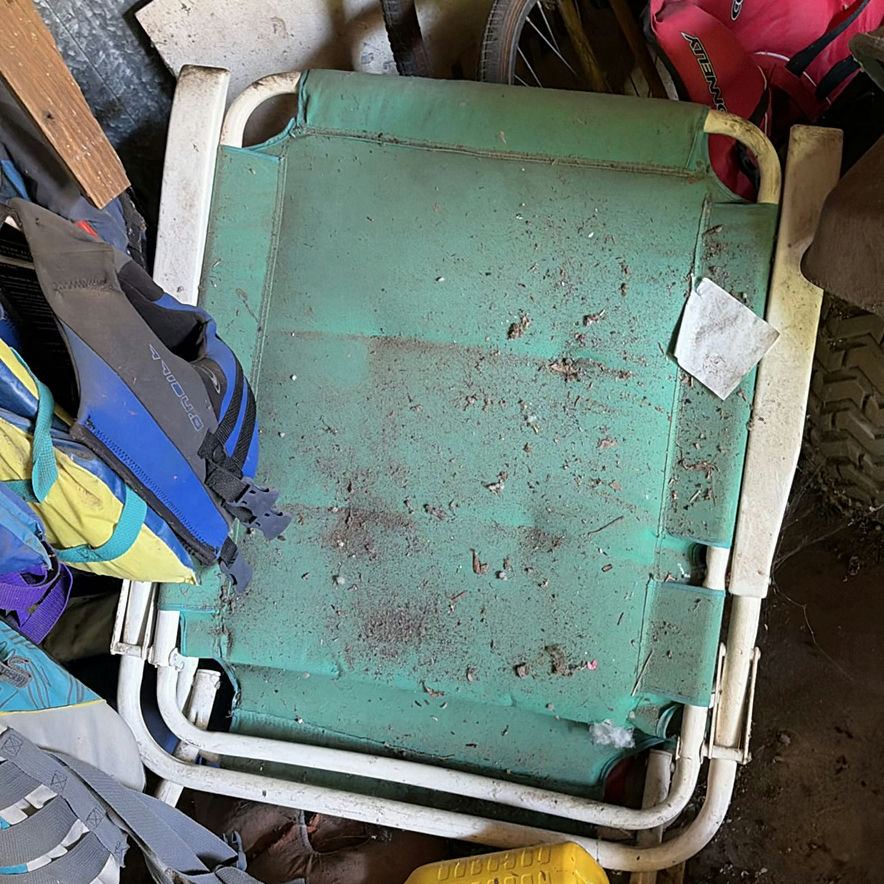 Life jackets and boating gear - image 7 of 7