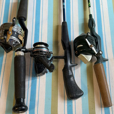 Four fishing rods with reels - Image 1 of 6