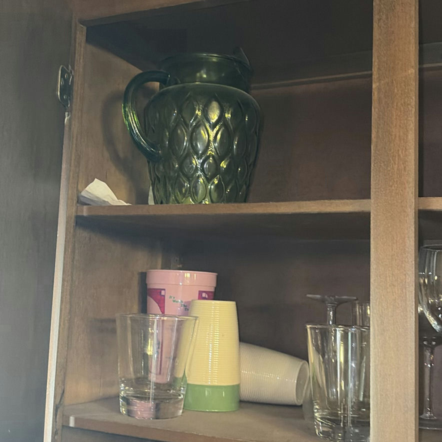 Assorted drinkware  - image 9 of 10