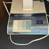 Vintage 12-Inch Oscillating Fan and Ceramic Table Lamp - thumbnail 3 of 6